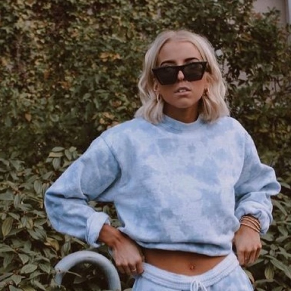 Tie-dye sweatshirt